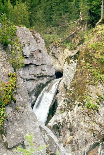 Водопад на Текелюшке